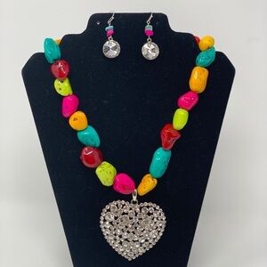 Beautiful beaded jewelry set with stones heart